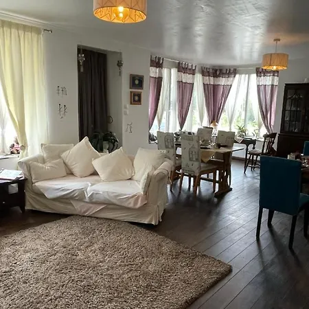 D'hote Mara Bed & Breakfast